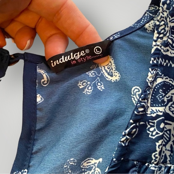 Indulge Blue Paisley Dress - Picture 10 of 16